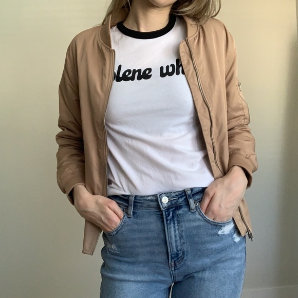 Dolly Parton Ringer Tee - Picture 4 of 9